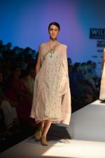 Model walk the ramp for Eka Show on wills day 2 on 9th Oct 2014